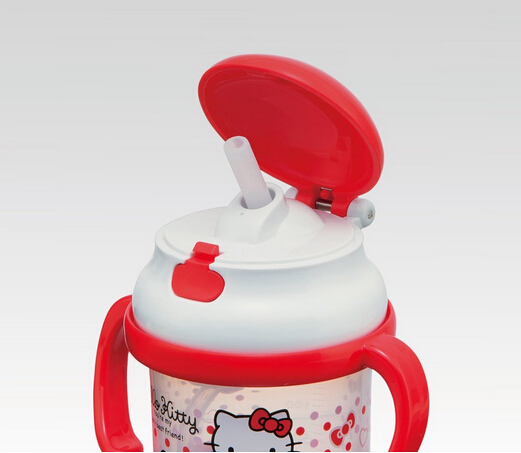 skater hello kitty吸管杯2.jpg