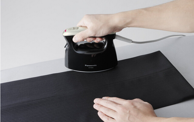 松下ni-fs360k迷你蒸汽熨斗3.jpg