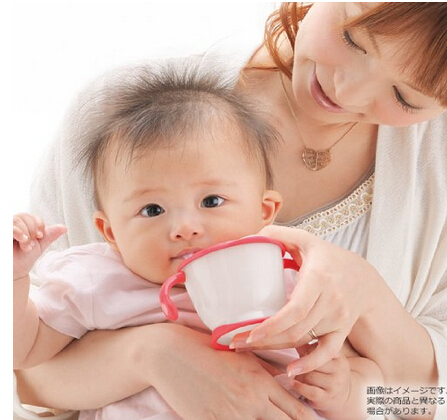 richell 利其尔 婴儿泵型吸管杯4.jpg